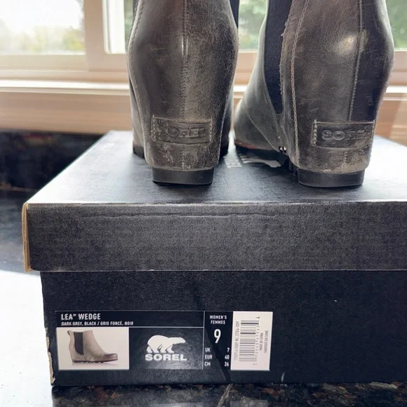 Women’s SOREL Lea Wedge. Size 9. Grey  Super cute and Comfortable. - Picture 8 of 8
